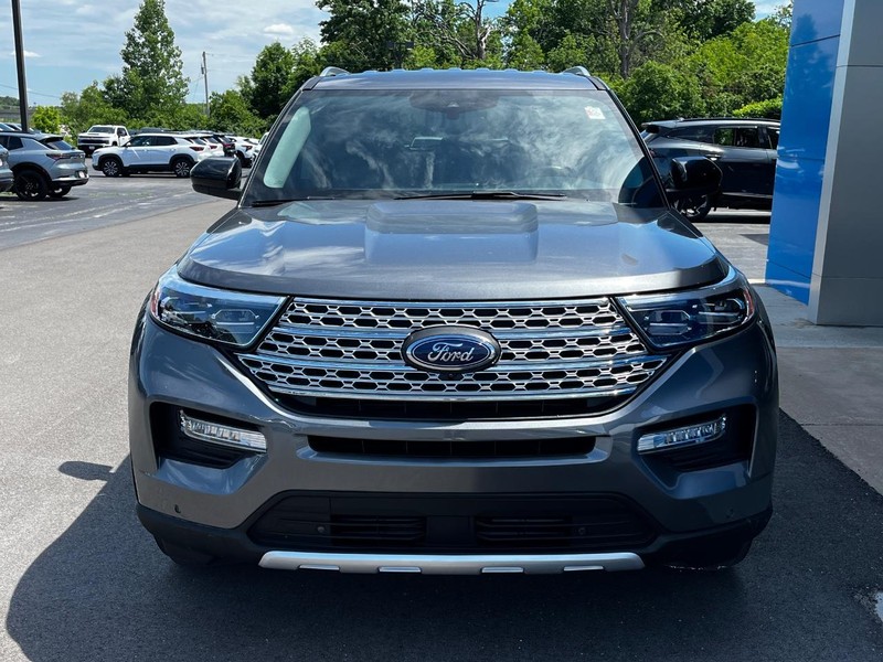 Ford Explorer Vehicle Image 09