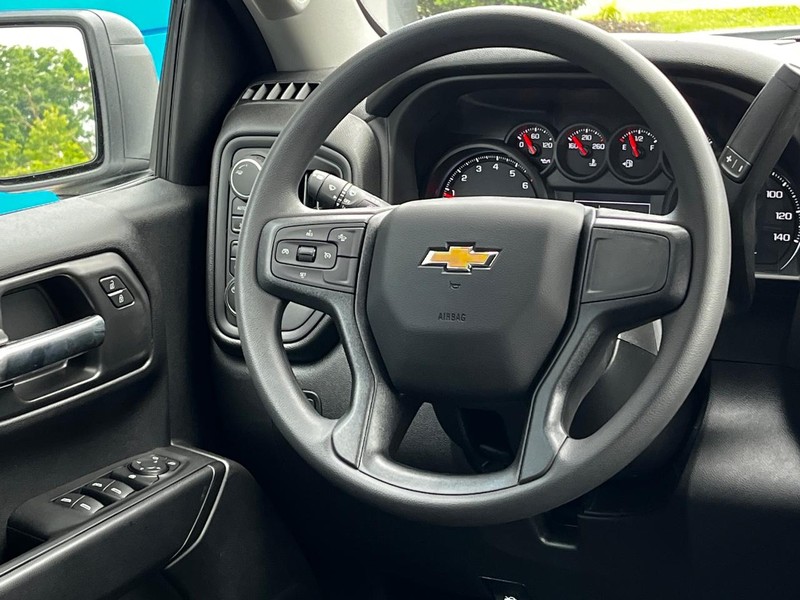 Chevrolet Silverado 1500 Vehicle Image 06