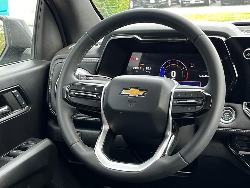Chevrolet Colorado Vehicle Image 06