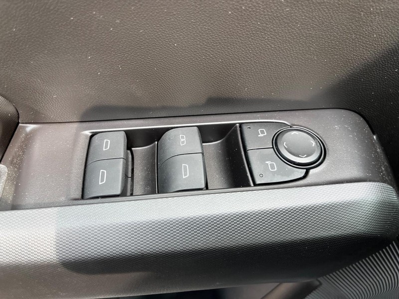 Chevrolet Colorado Vehicle Image 07