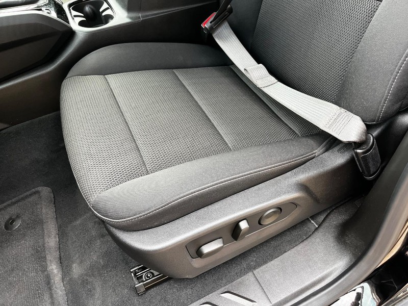 Chevrolet Colorado Vehicle Image 08
