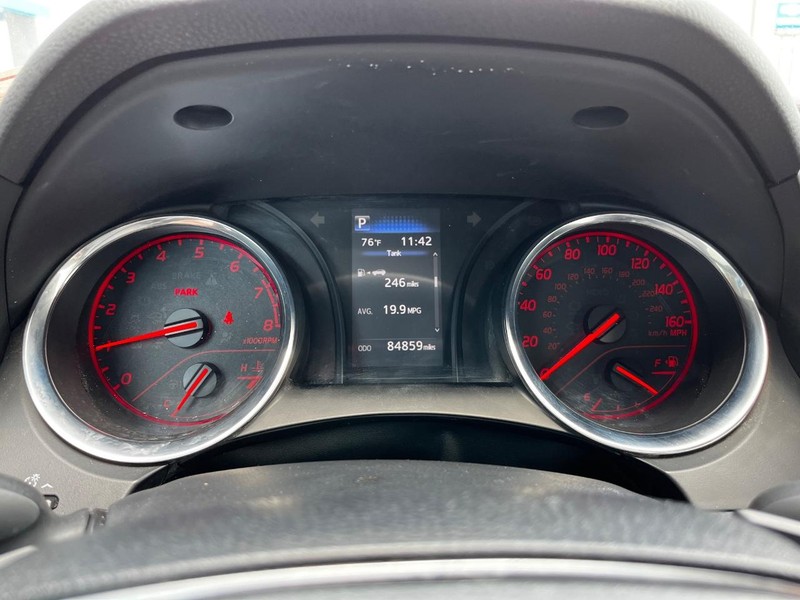 Toyota Camry Vehicle Image 18