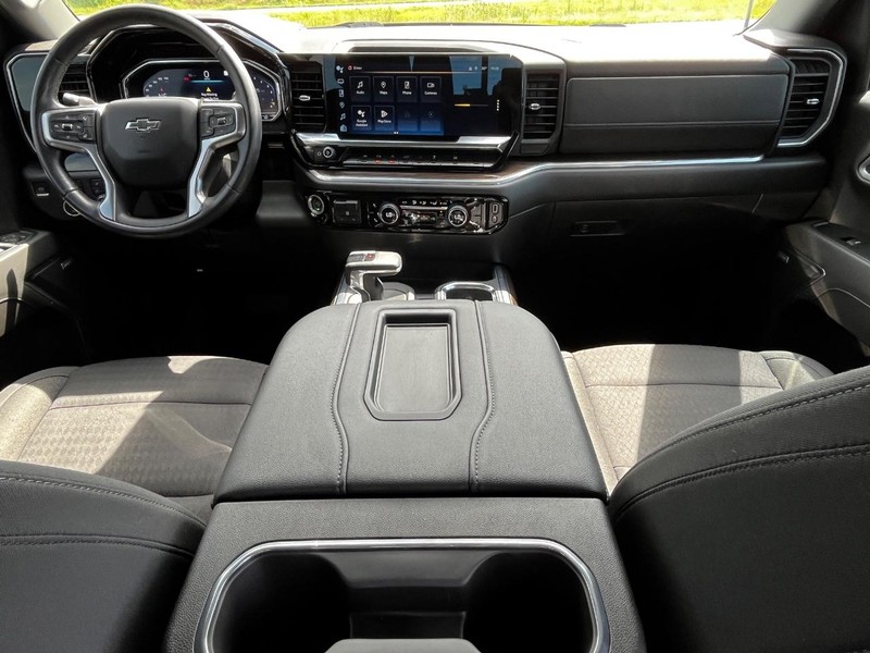 Chevrolet Silverado 1500 Vehicle Image 11