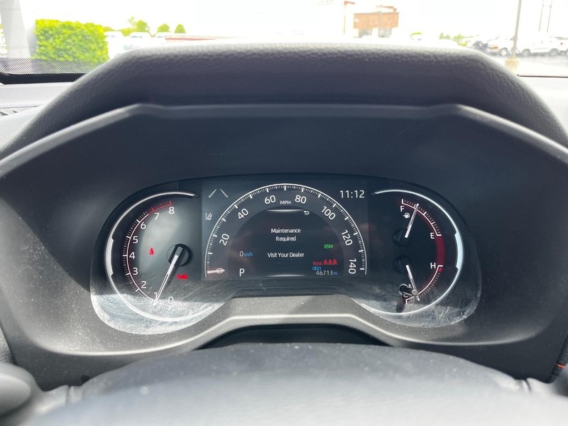 Toyota RAV4 Vehicle Image 18