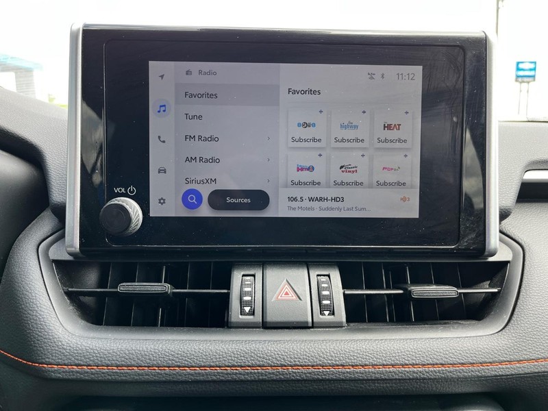 Toyota RAV4 Vehicle Image 20