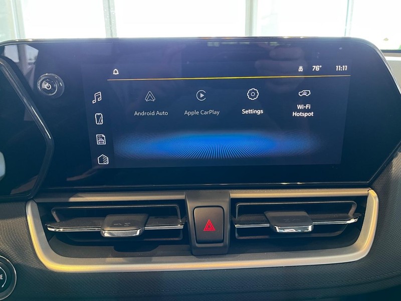 Chevrolet TrailBlazer Vehicle Image 14
