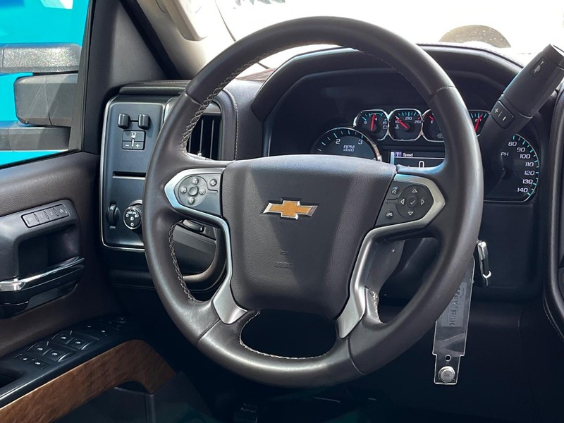 Chevrolet Silverado 3500HD Built After Aug 14 Vehicle Image 12