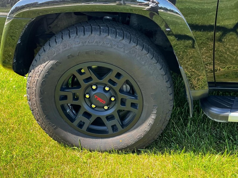 Toyota 4Runner Vehicle Image 07