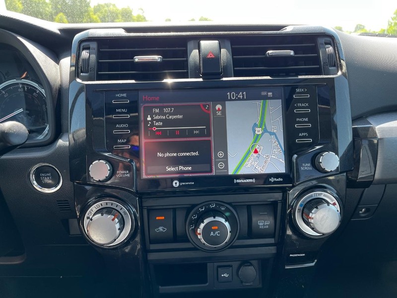Toyota 4Runner Vehicle Image 19
