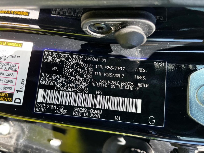 Toyota 4Runner Vehicle Image 21