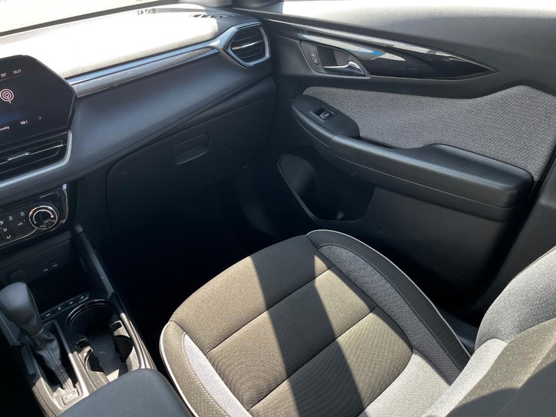 Chevrolet TrailBlazer Vehicle Image 07