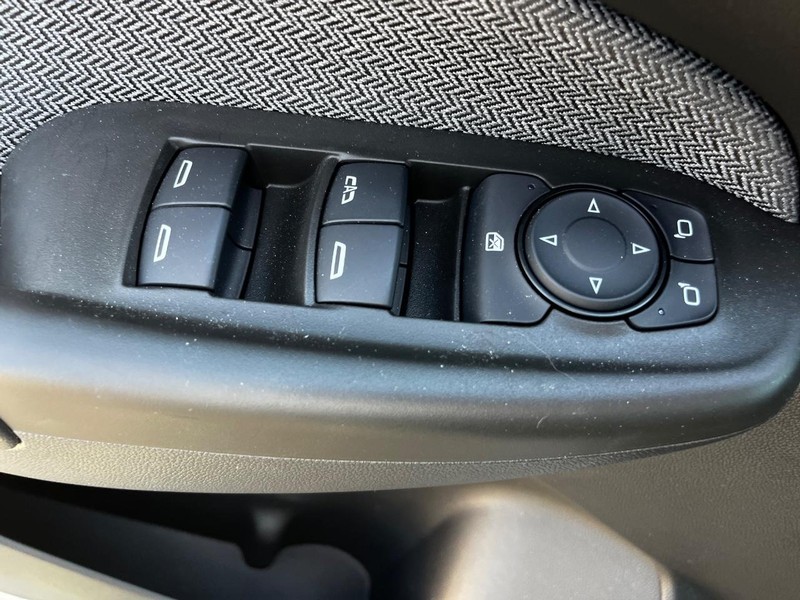 Chevrolet TrailBlazer Vehicle Image 08