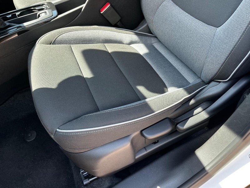 Chevrolet TrailBlazer Vehicle Image 09