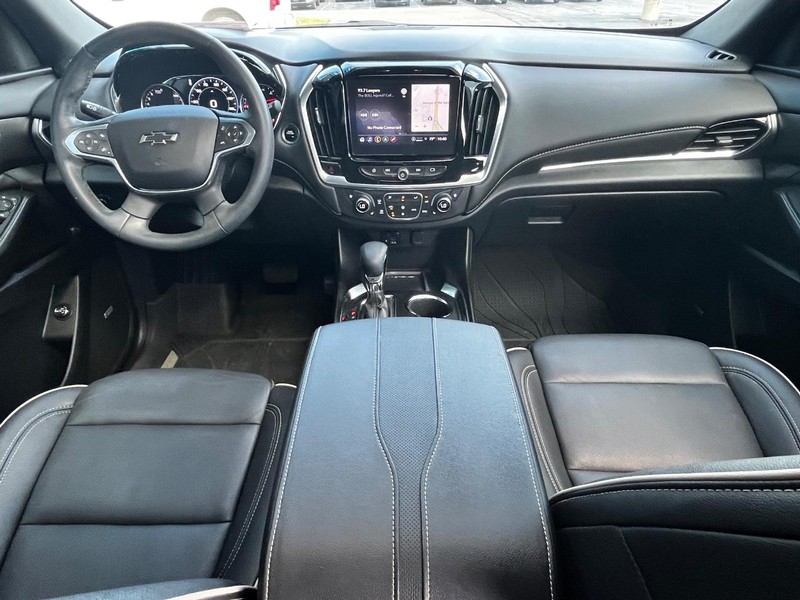 Chevrolet Traverse Limited Vehicle Image 14