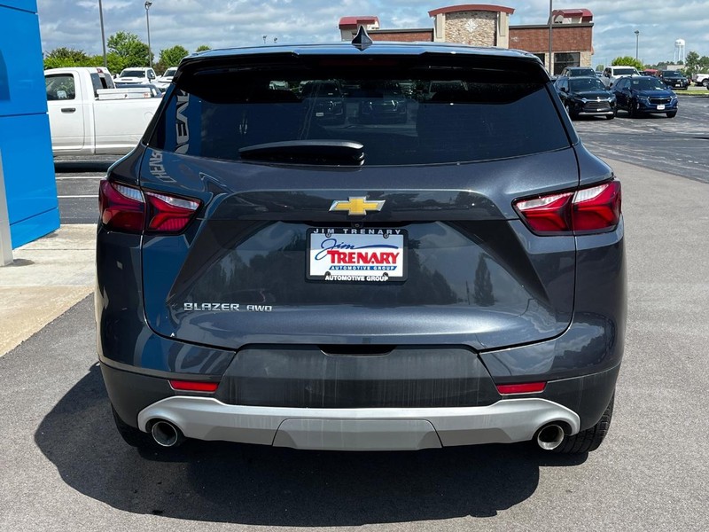 Chevrolet Blazer Vehicle Image 04