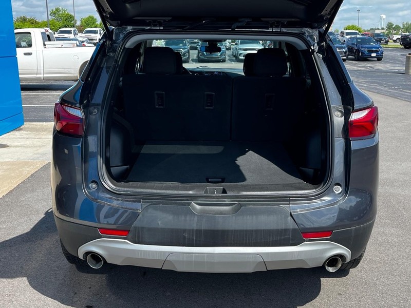 Chevrolet Blazer Vehicle Image 05