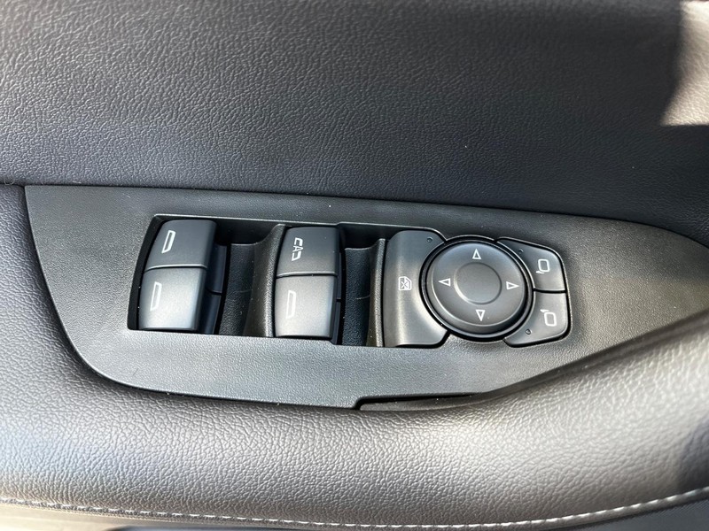 Chevrolet Blazer Vehicle Image 15