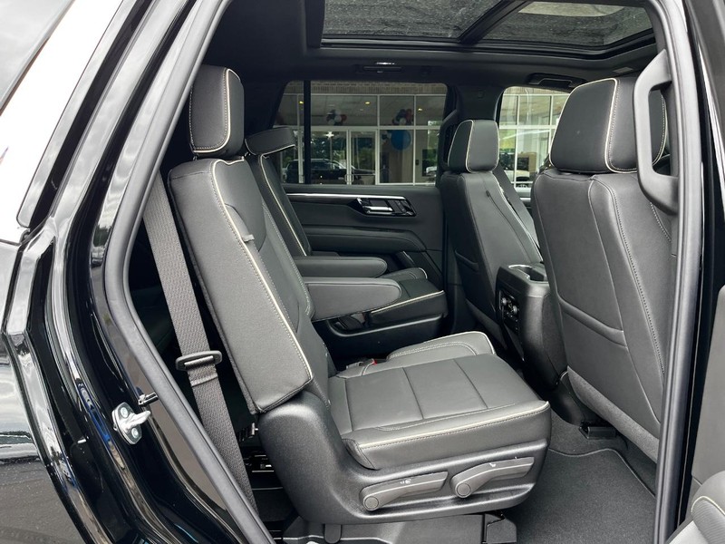 Chevrolet Tahoe Vehicle Image 04