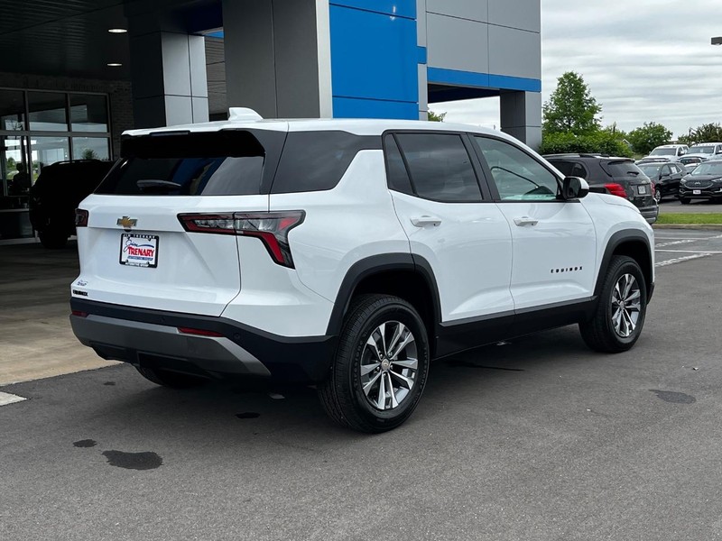 Chevrolet Equinox Vehicle Image 03
