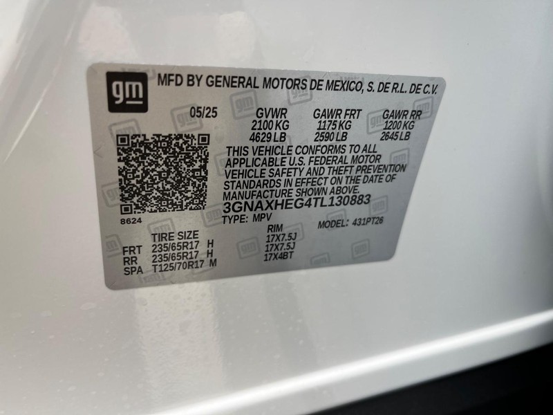 Chevrolet Equinox Vehicle Image 15