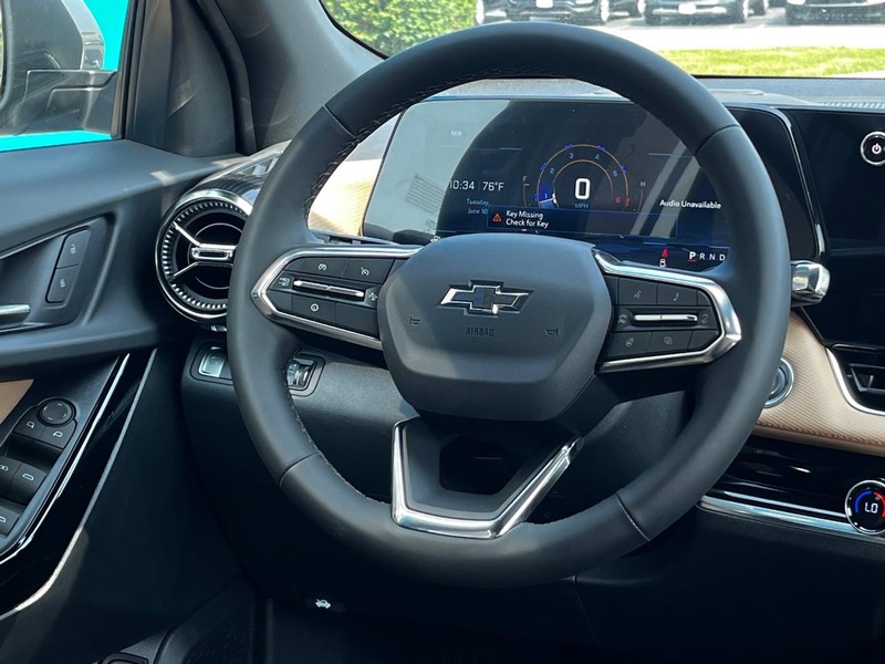 Chevrolet Equinox Vehicle Image 06