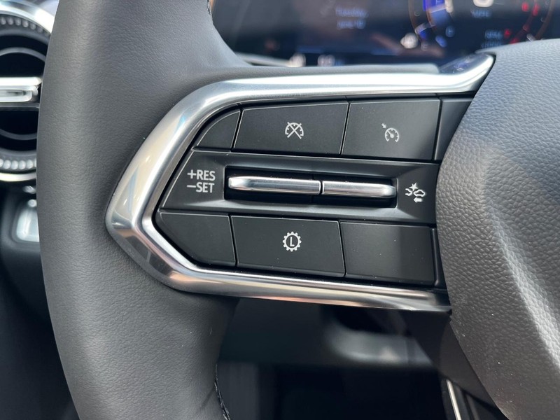 Chevrolet Equinox Vehicle Image 10
