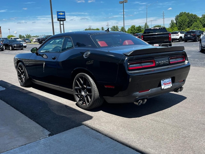 Dodge Challenger Vehicle Image 06