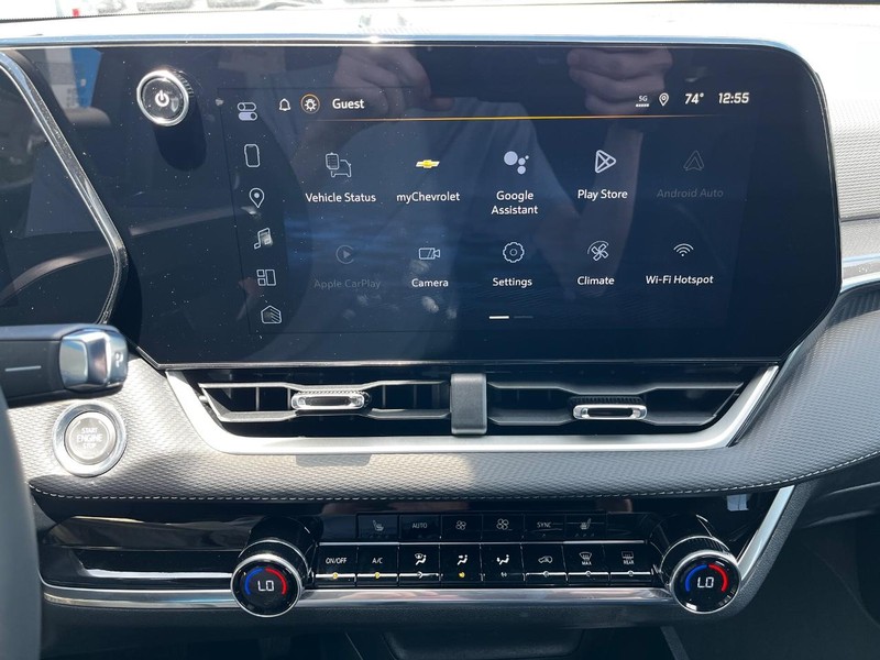 Chevrolet Equinox Vehicle Image 14