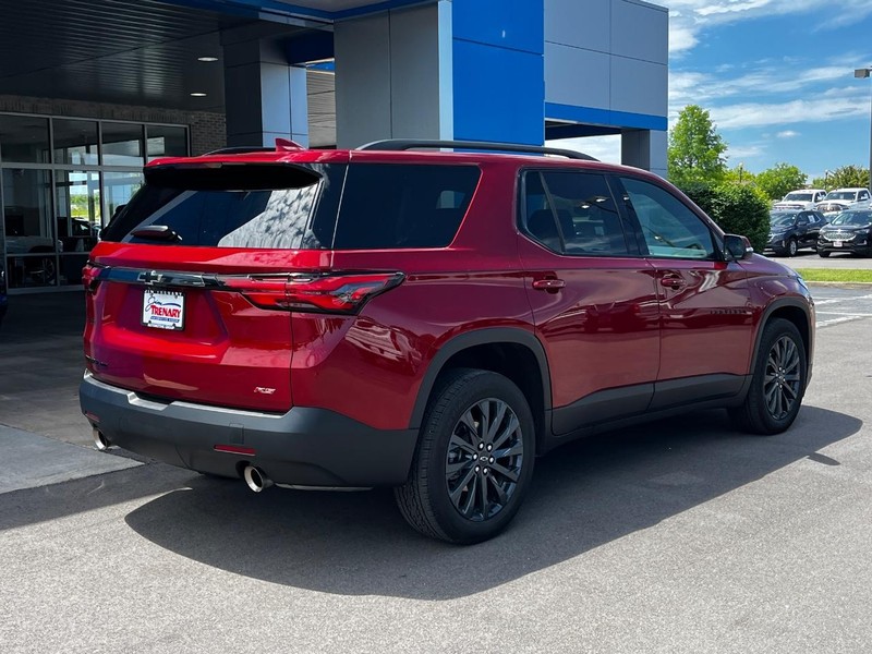 Chevrolet Traverse Vehicle Image 03
