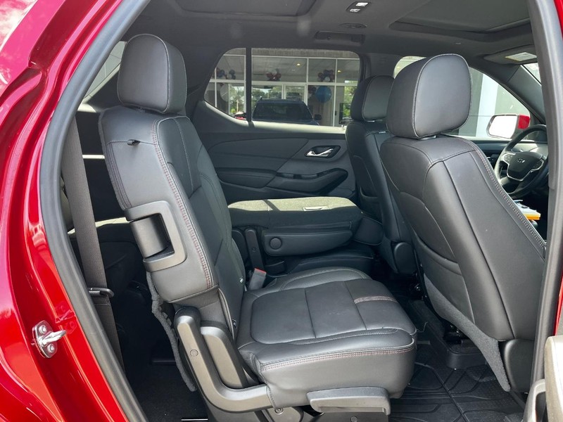 Chevrolet Traverse Vehicle Image 10