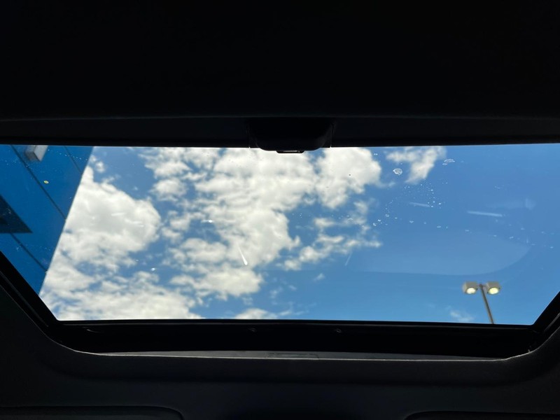 Chevrolet Traverse Vehicle Image 13