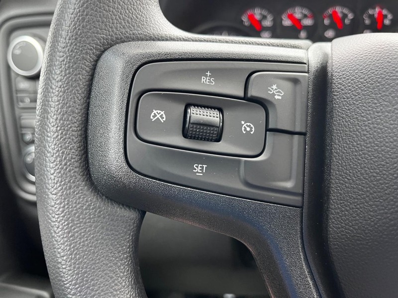 Chevrolet Silverado 1500 Vehicle Image 11