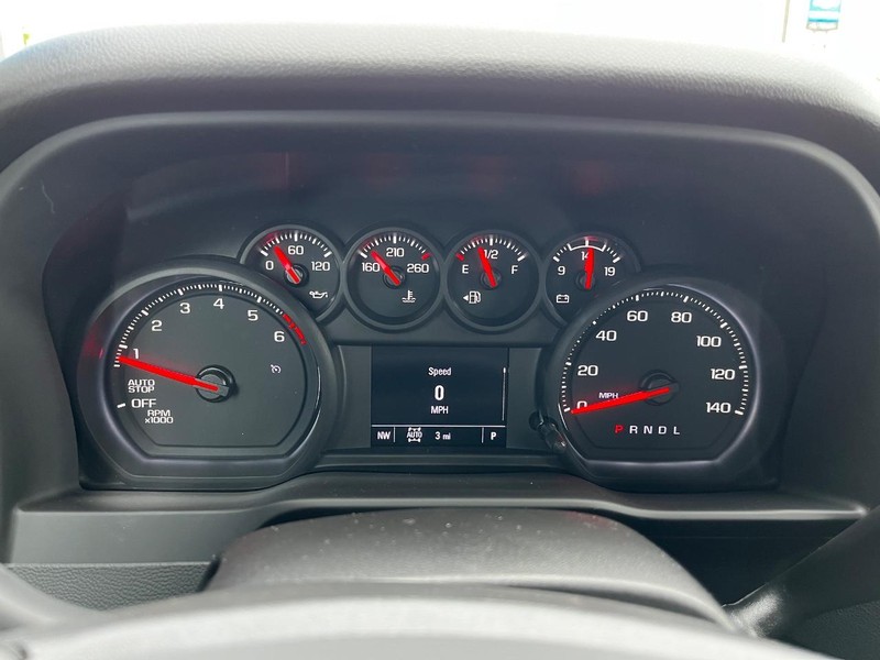 Chevrolet Silverado 1500 Vehicle Image 12