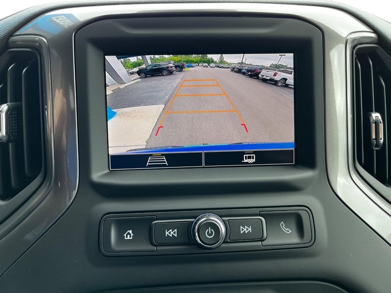 Chevrolet Silverado 1500 Vehicle Image 14