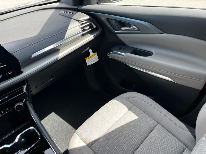 Chevrolet Traverse Vehicle Image 09