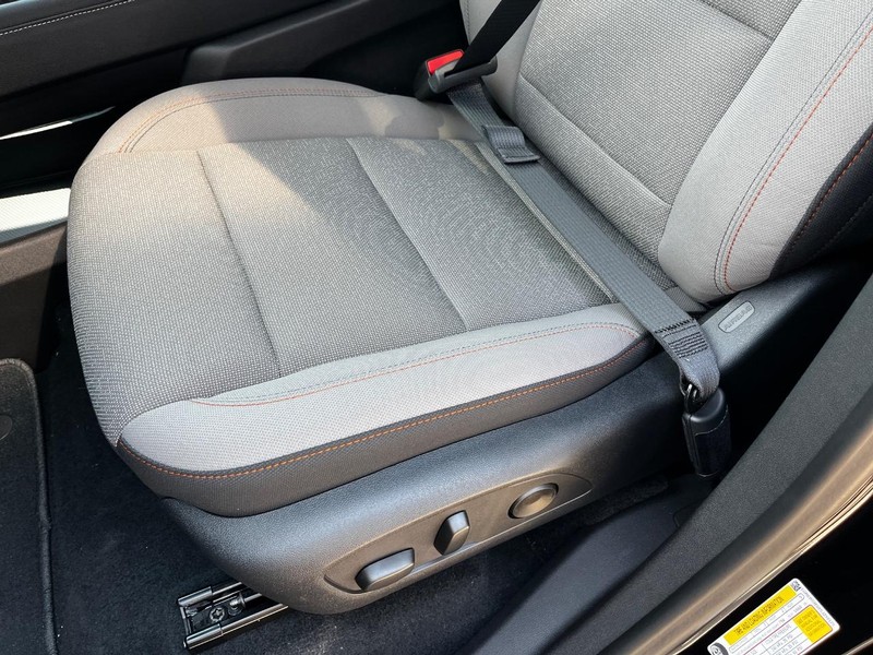 Chevrolet Traverse Vehicle Image 11