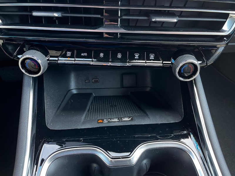Chevrolet Traverse Vehicle Image 15