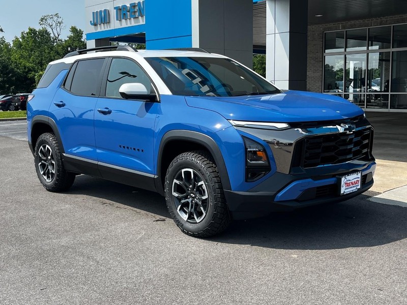 Chevrolet Equinox Vehicle Image 02