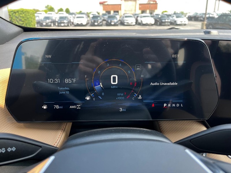 Chevrolet Equinox Vehicle Image 13