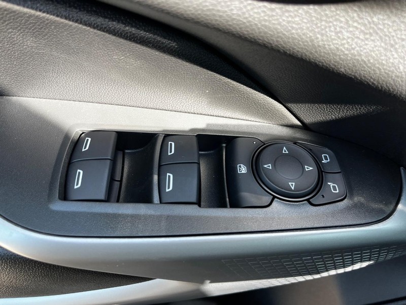 Chevrolet Trax Vehicle Image 08