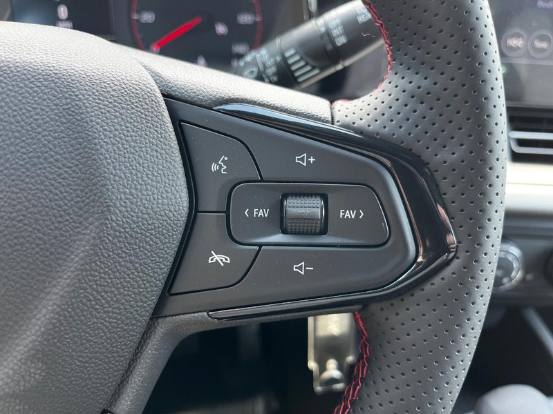 Chevrolet Trax Vehicle Image 11