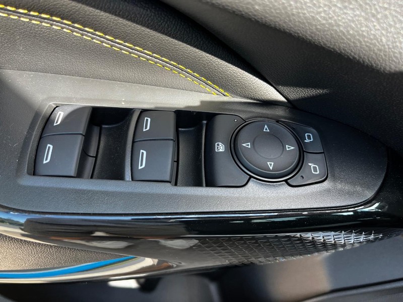 Chevrolet Trax Vehicle Image 08