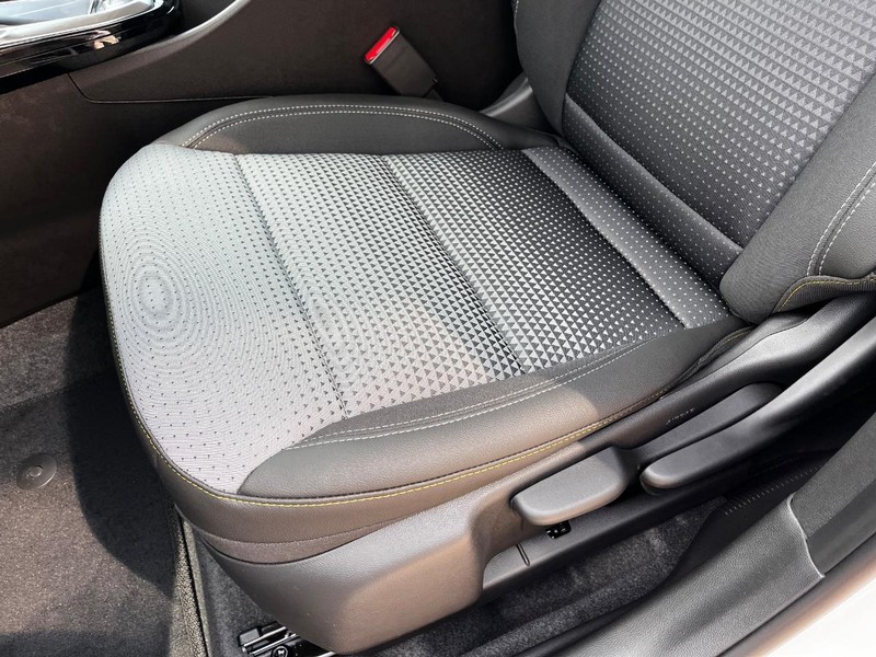 Chevrolet Trax Vehicle Image 09