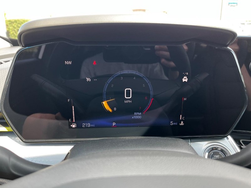 Chevrolet Trax Vehicle Image 12