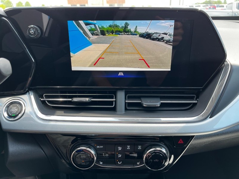 Chevrolet Trax Vehicle Image 15