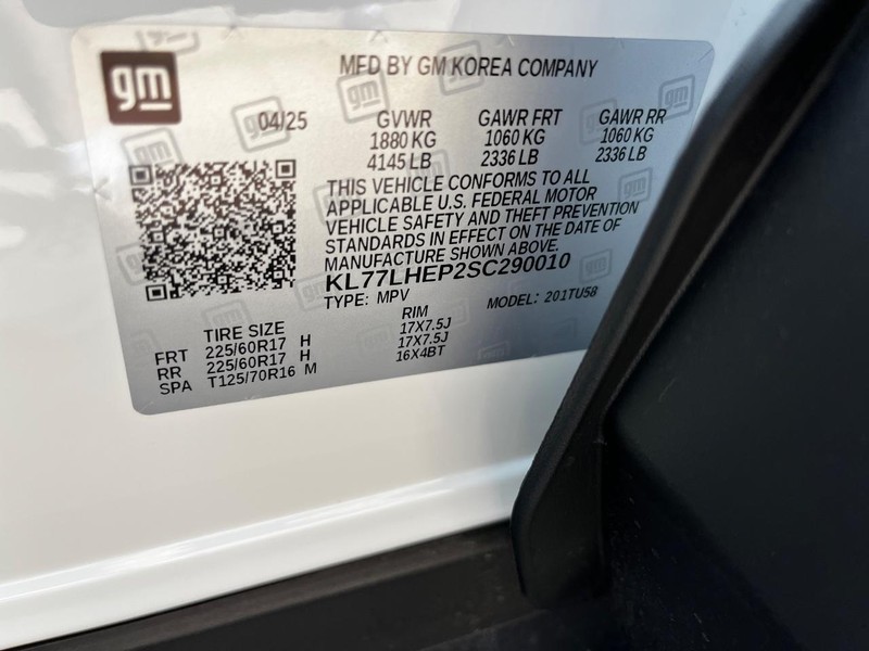 Chevrolet Trax Vehicle Image 16