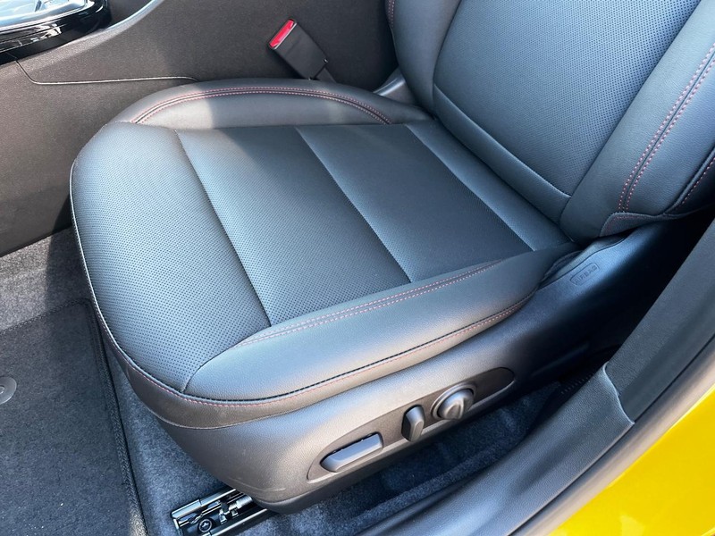 Chevrolet Trax Vehicle Image 09