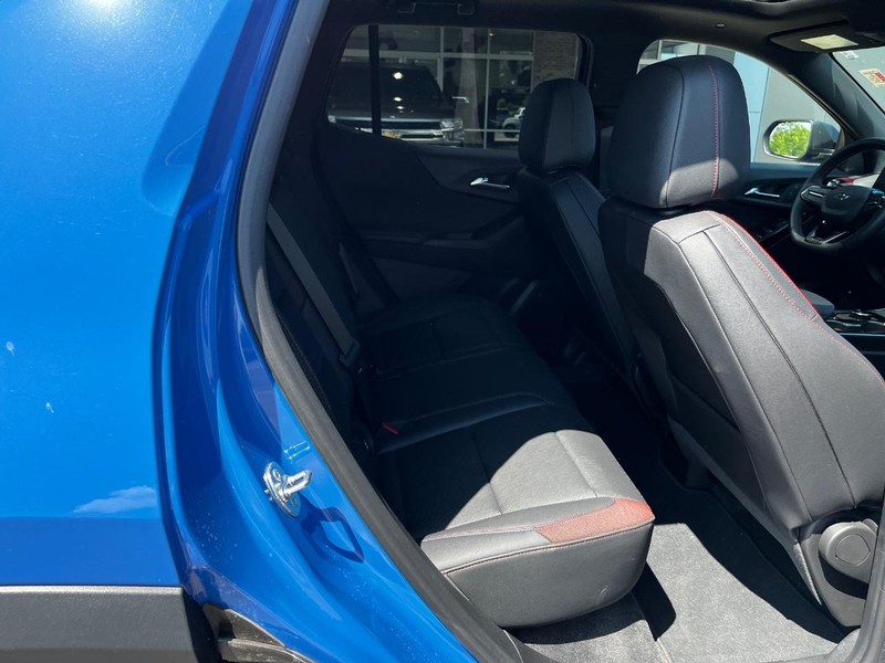 Chevrolet Equinox Vehicle Image 10