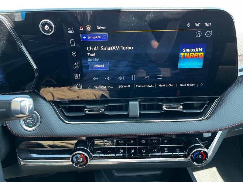 Chevrolet Equinox Vehicle Image 21