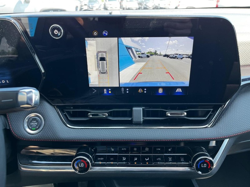 Chevrolet Equinox Vehicle Image 22